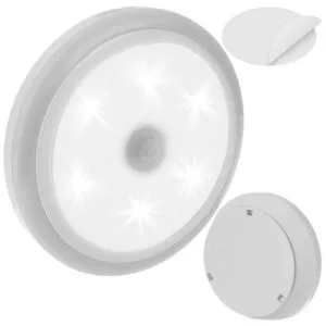 lampka nocna led z czujnikiem ruchu 1
