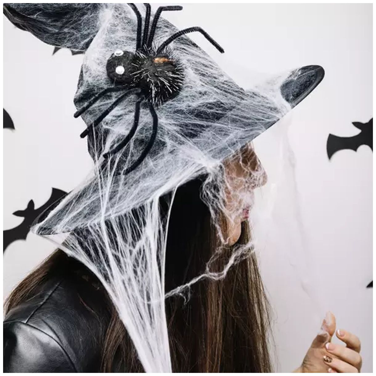 Sztuczna Pajęczyna z 2 Pająkami Malatec 19759 - Idealna Dekoracja na Halloween-3 Sztuczna Pajęczyna z 2 Pająkami Malatec 19759 - Idealna Dekoracja na Halloween-3